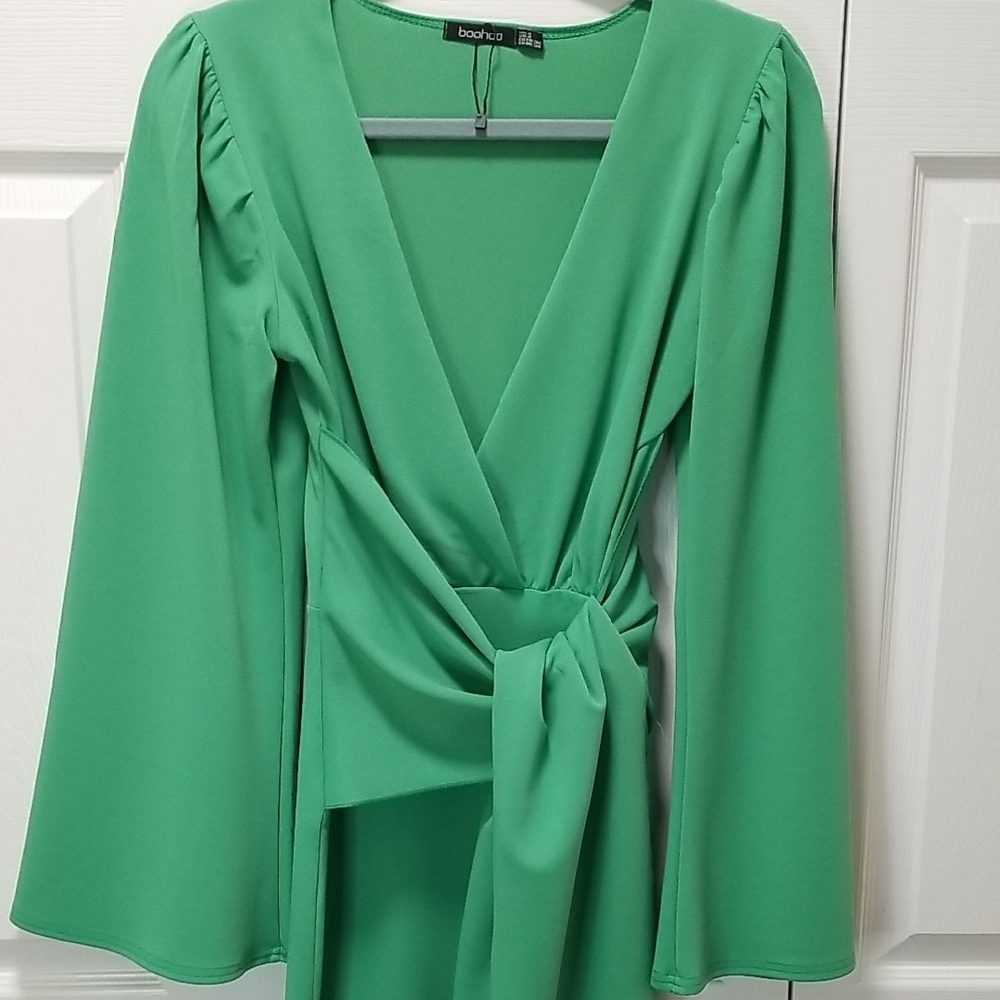 Boohoo Green Long Sleeve Bell Sleeve Sheath Dress for Night Out - Picture 6 of 14